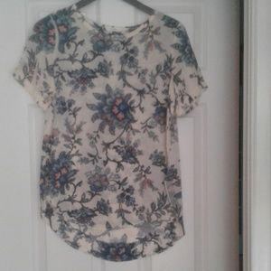 Viola floral tunic. DYT Type 2